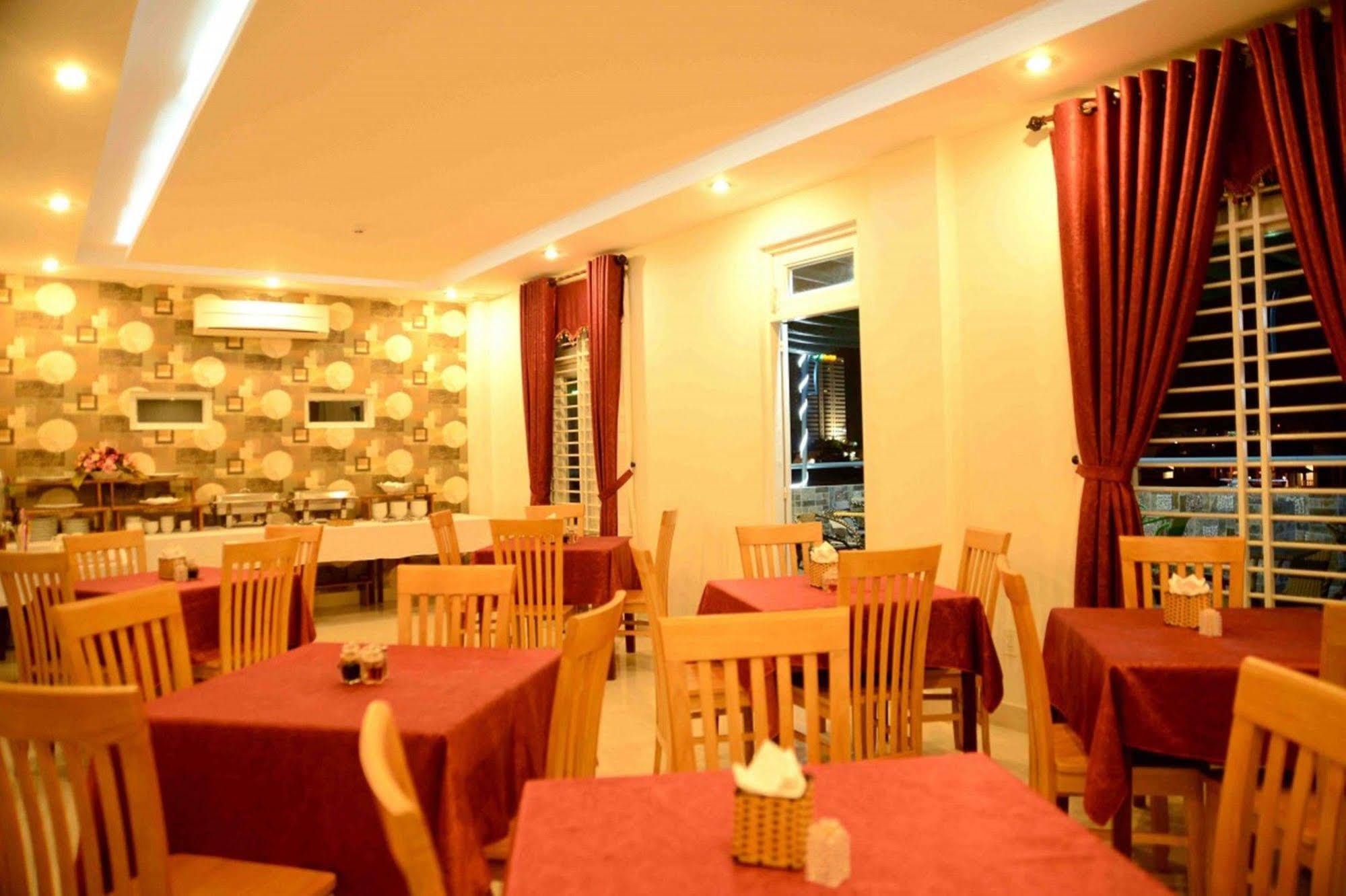 Red Diamond Hotel Da Nang Exterior photo